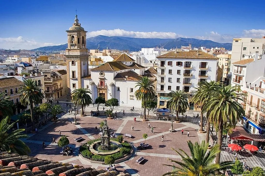 Plaza Alta and the historic centre of Algeciras