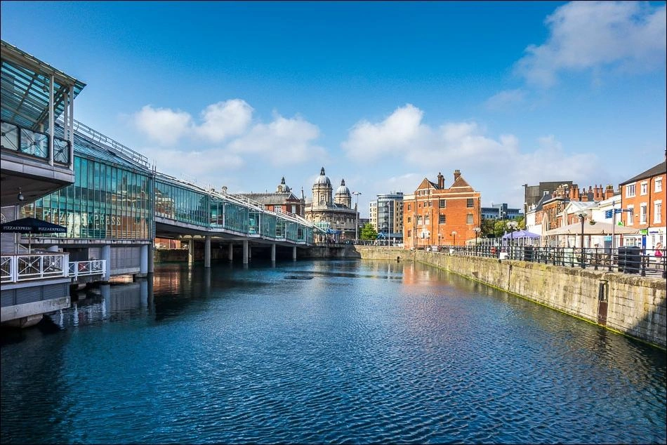 Hull ferry destination