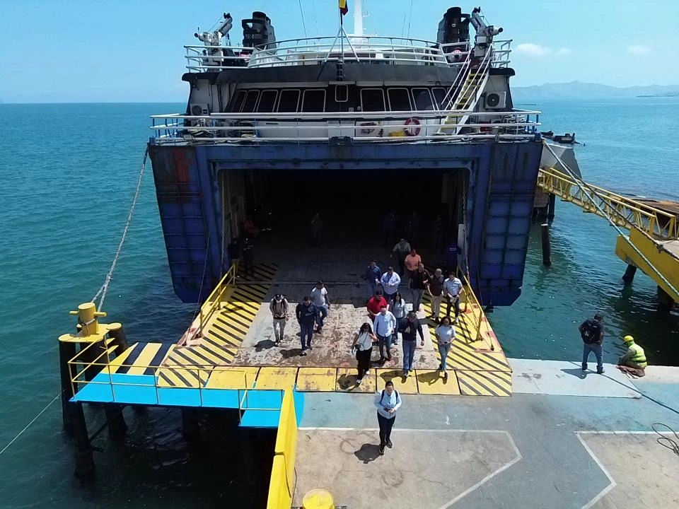 Linosa Ferry Port