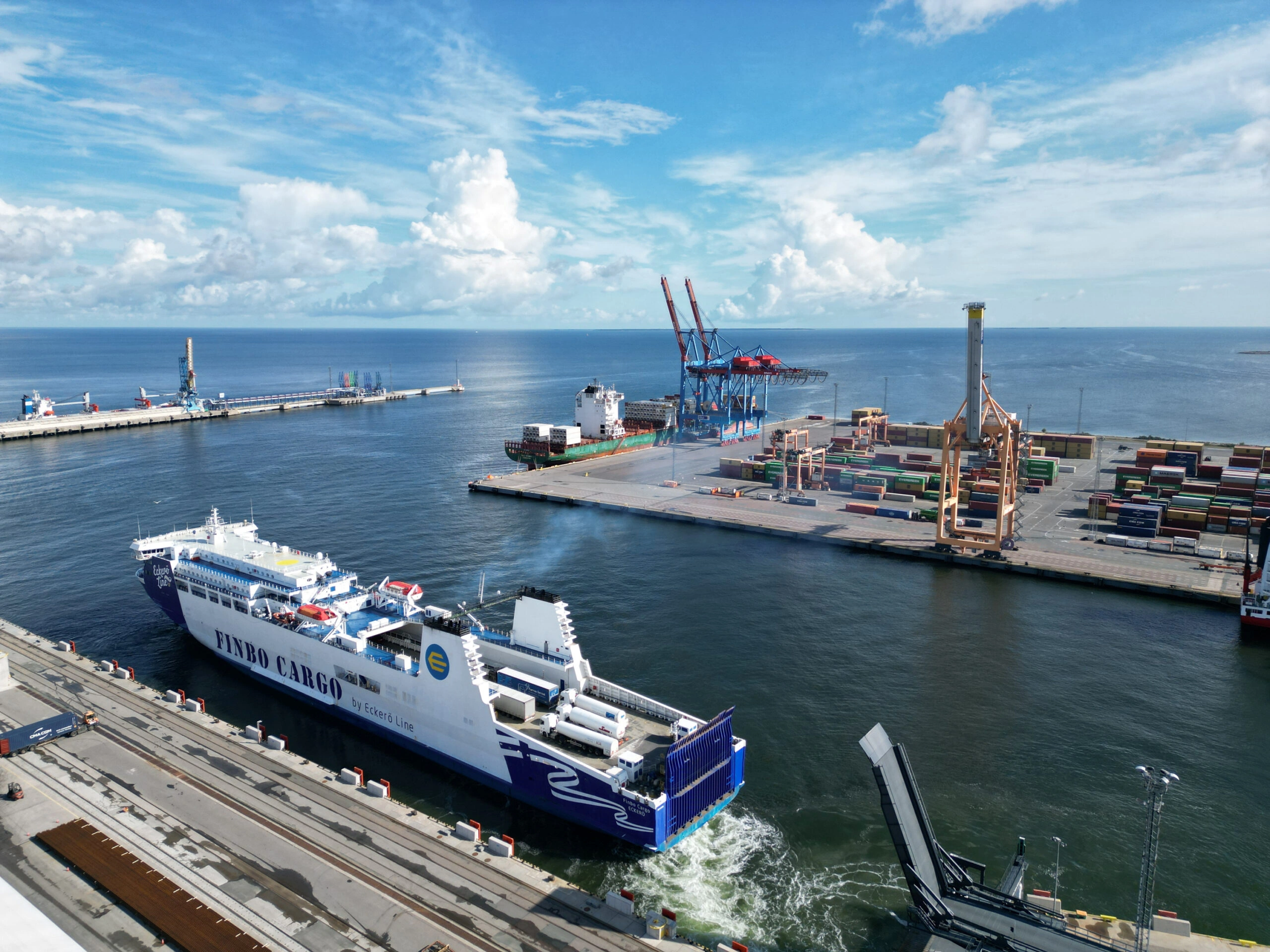 Muuga ferry port