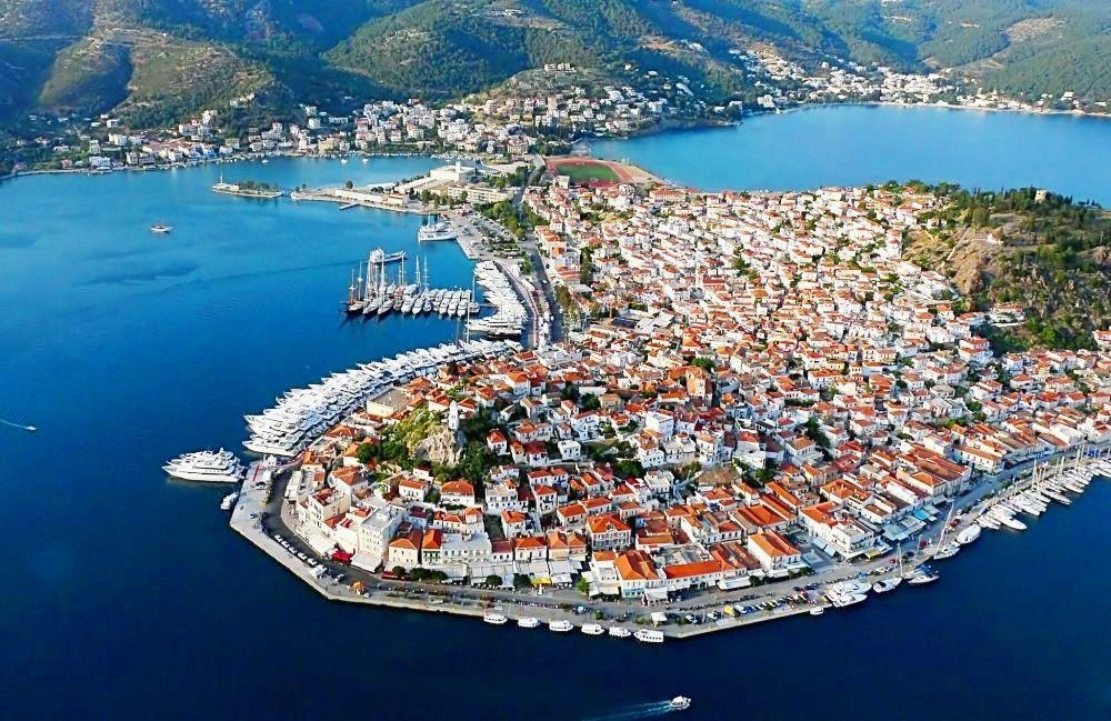 Poros Ferry Port